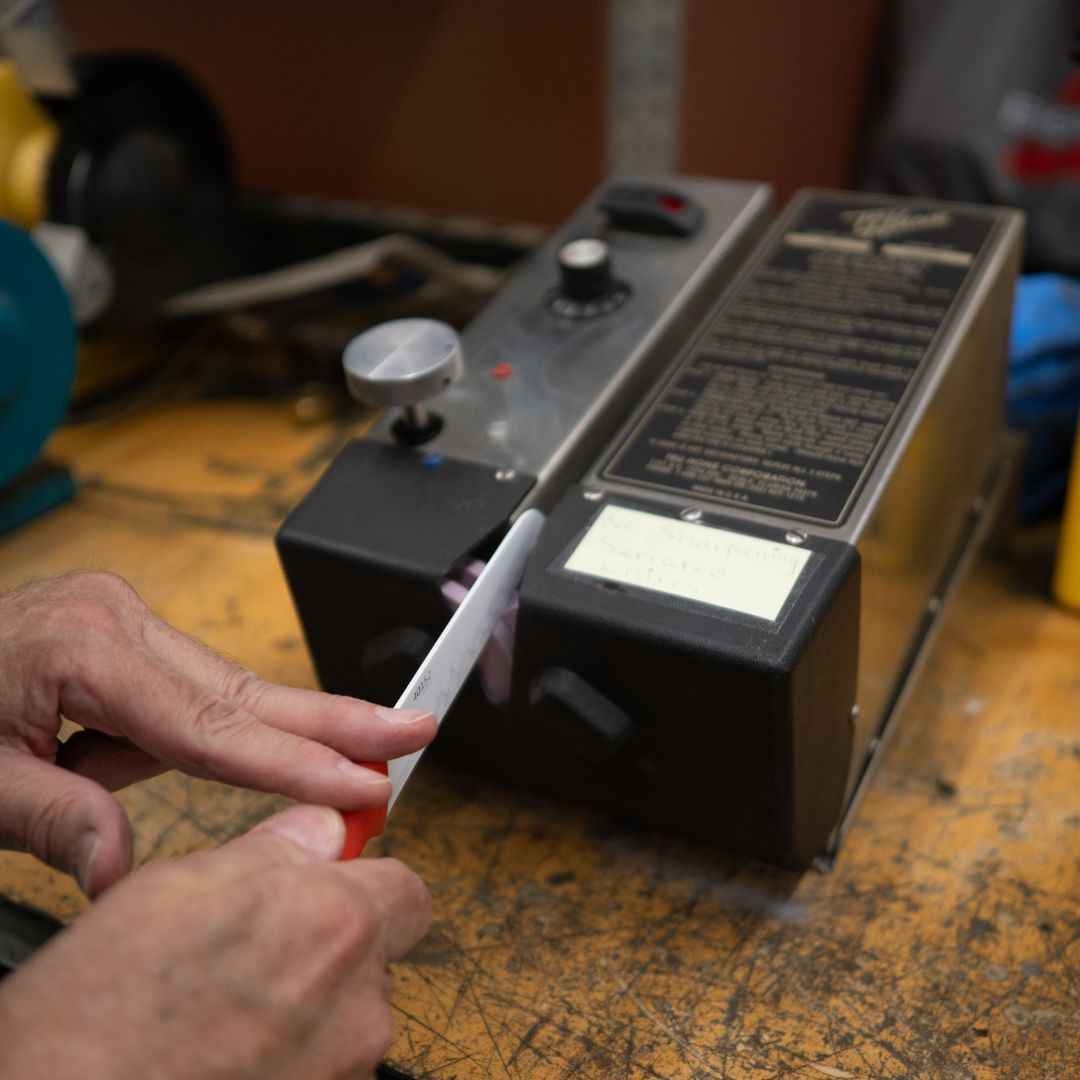 Sharpening – Knives & Scissors